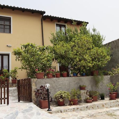 B&B S'Arrosa Antiga Santadi Екстериор снимка