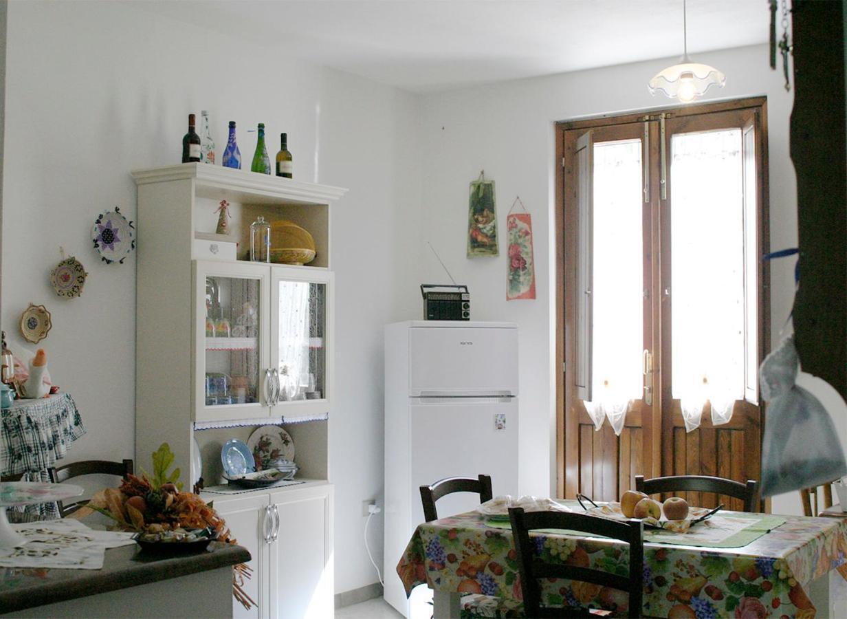 B&B S'Arrosa Antiga Santadi Екстериор снимка